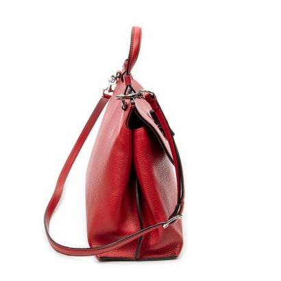 GUCCI
Sac de forme trapèze en cuir grainé...