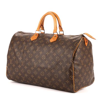LOUIS VUITTON
Sac modèle 