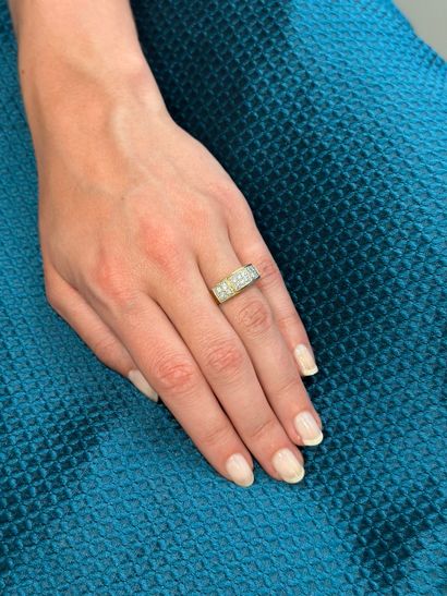 Bague et pendentif
en or jaune 18k 750°/°°...