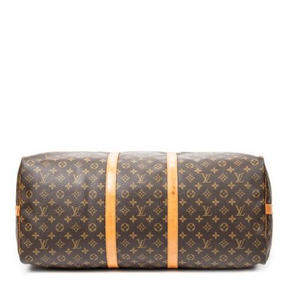 LOUIS VUITTON 
Keepall