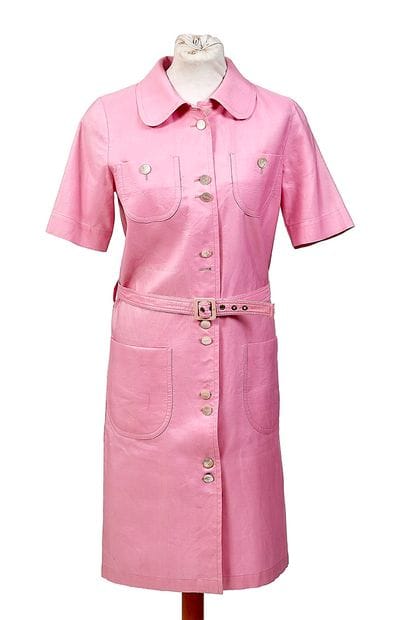 YVES SAINT LAURENT Variation
Robe en soie...