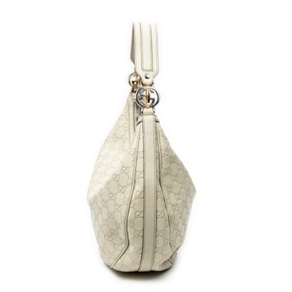 GUCCI
Sac modèle 
