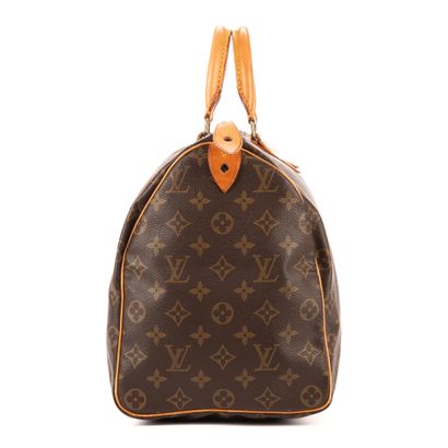 LOUIS VUITTON
Sac modèle 