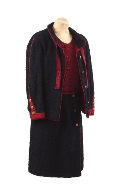 CHANEL Circa 1960/70 - ENSEMBLE comprenant...
