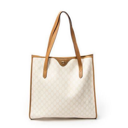 GUCCI ligne accessoire vers 1980
Sac cabas...