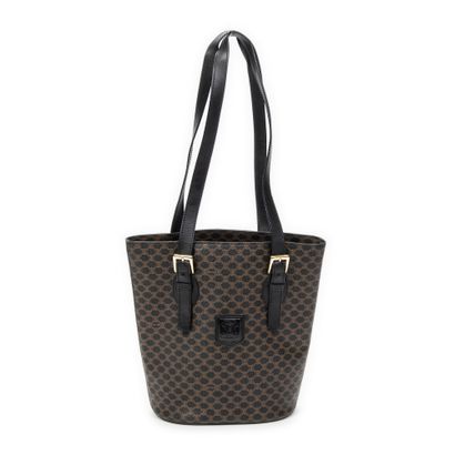 CELINE 
Sac seau en toile marron et noir,...