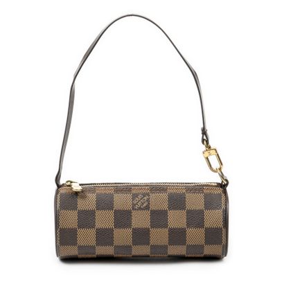 LOUIS VUITTON
Pochette modèle 
