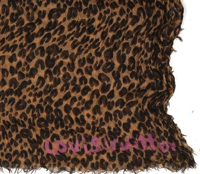 LOUIS VUITTON
Cashmere and silk stole or...