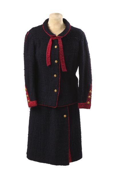 CHANEL Circa 1960/70 - ENSEMBLE comprenant...