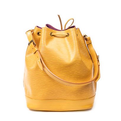 LOUIS VUITTON 
Sac modèle 