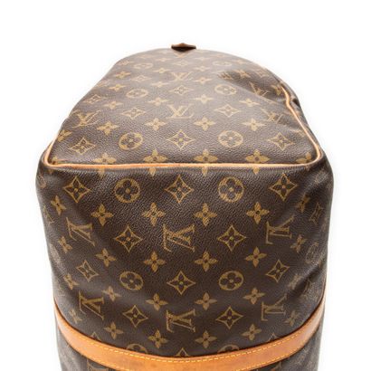LOUIS VUITTON 
50 cm 