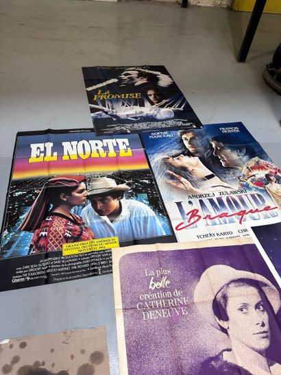 Six affiches de cinéma dramatique : La Promise,...