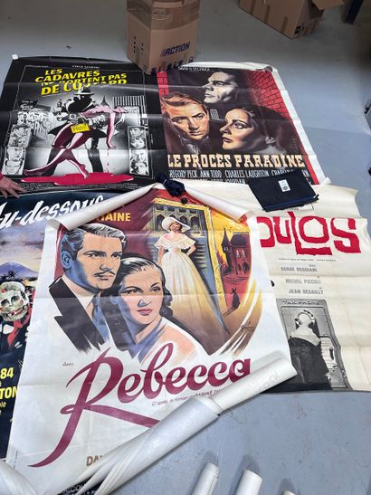 Set of detective film posters including Hitchkock...