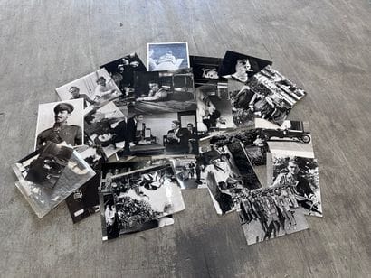 Nice set of black and white cinema PHOTOS....