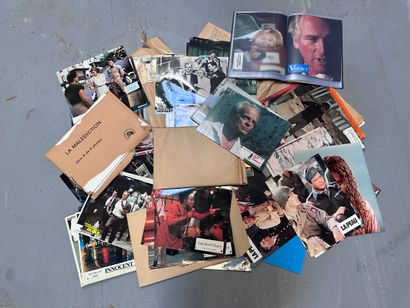 Set of American film photos and posters (including...