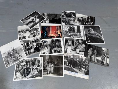 Ensemble de photos et affichettes d'exploitation...