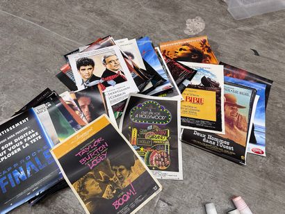 Set of about 60 POSTERS for movie theaters,...