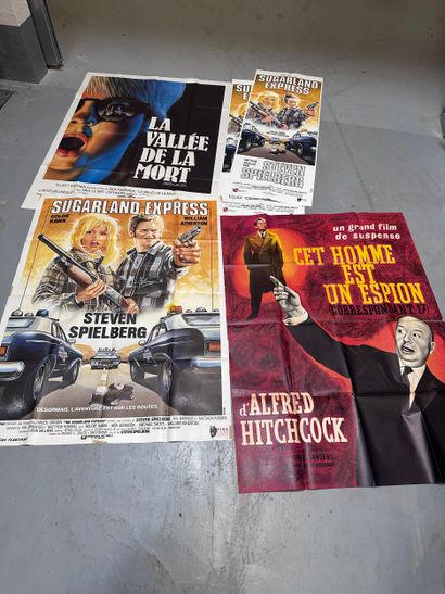 Ensemble de cinq affiches de films policiers...