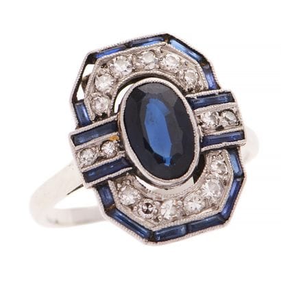 Ring 
in 18K white gold (750/°°) and platinum...
