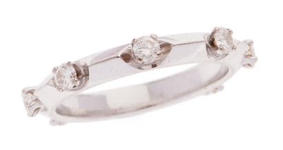American wedding band
in 18K white gold (750/°°)...