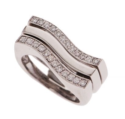 Two undulating rings
in 18K white gold 750/°°,...