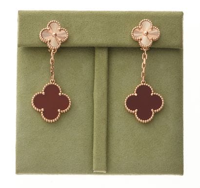 VAN CLEEF & ARPELS
Two 