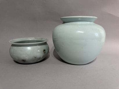 CHINA
Baluster vase and porcelain bowl with...