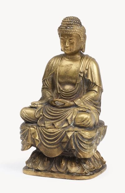 CHINE
BUDDHA en bronze doré assis sur une...