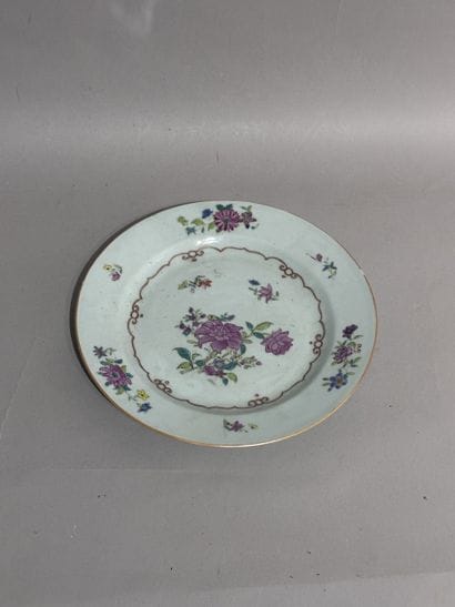 CHINE, Compagnie des Indes
ASSIETTE en porcelaine...