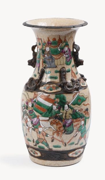 CHINE
VASE en porcelaine de Canton à décor...