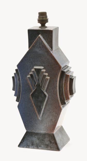 ETLING
Geometric-shaped lamp made of polychrome...
