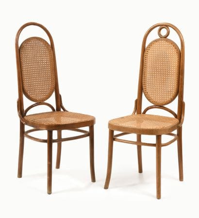 Travail étranger
Paire de chaises en bois...