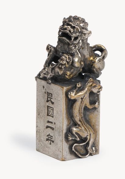 CHINA
Silver-plated bronze SEAL decorated...