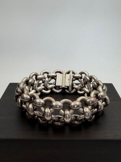 HERMÈS
Ribbon bracelet in silver articulated...