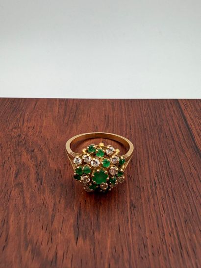 Cocktail ring in yellow gold (750)
(eagle...