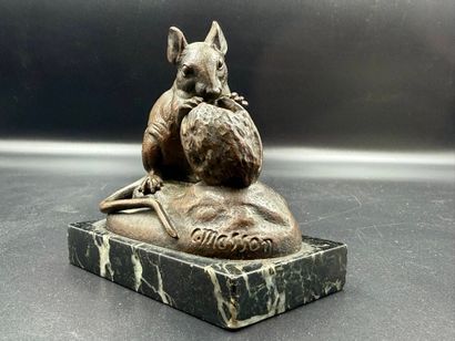 Charles MASSON, d'après
Souris mangeant une...