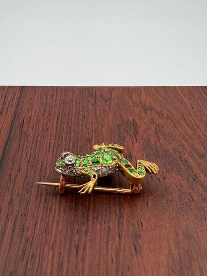 Brooch in 18K (750) yellow gold
(eagle head)...