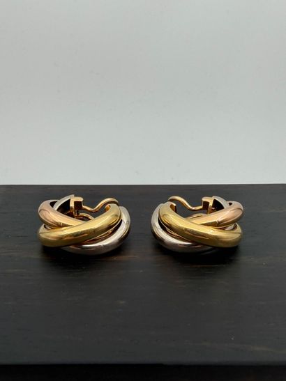 CARTIER
Pair of ear clips in three colored...