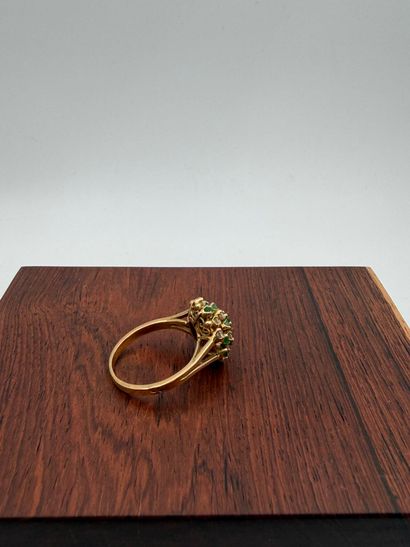 Cocktail ring in yellow gold (750)
(eagle...