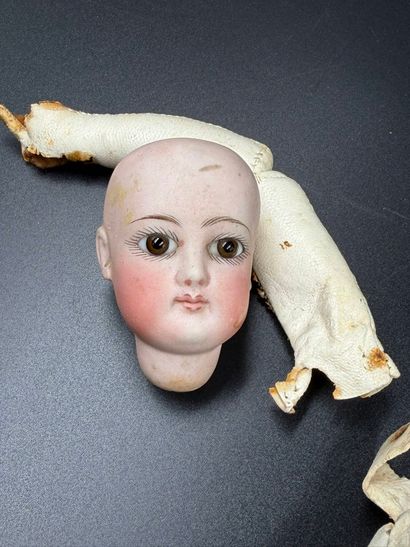 François GAUTIER
Parisian doll, size 1, bisque...