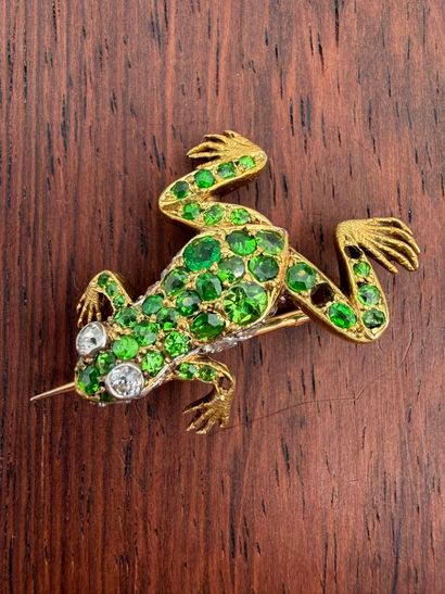 Brooch in 18K (750) yellow gold
(eagle head)...