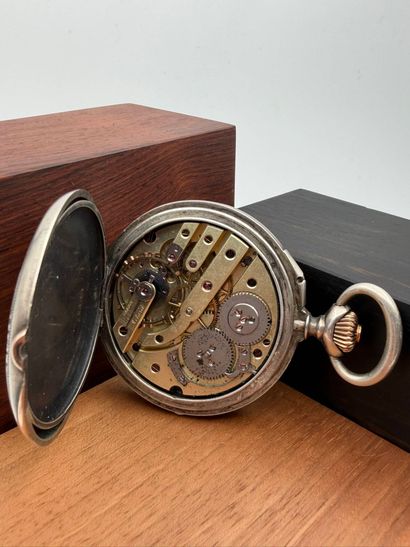 Pocket watch in silver (950)
The case is...