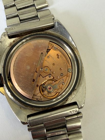 OMEGA
Seamaster 120M Automatic.
