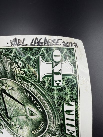 Karl Lagasse, né en 1981
One Dollar, 2013
PVC...