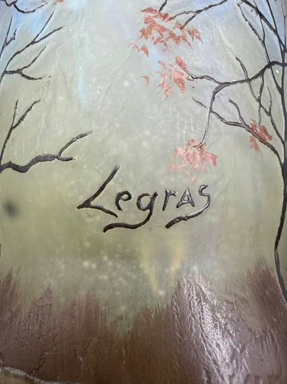 LEGRAS – SAINT-DENIS
Vase à corps tubulaire...