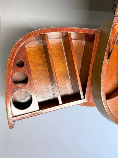 STARBAY
Art Deco dressing table in the form...