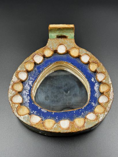 LES ARGONAUTES - VALLAURIS
Blue, ochre, green...