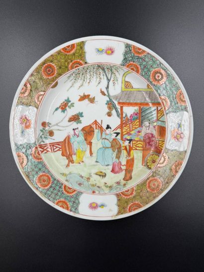 CHINA, 19th century
Pink family enameled...
