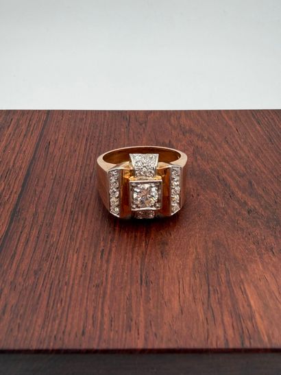 18K (750) yellow gold and platinum tank ring
(eagle...