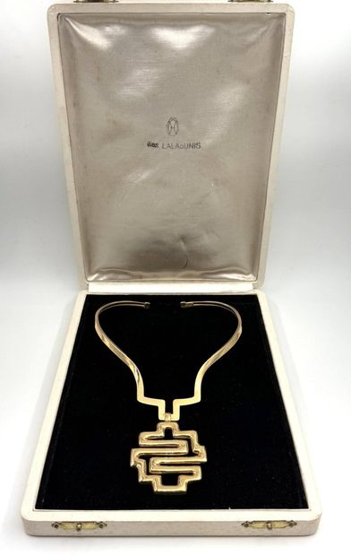 LALAOUNIS
Torque necklace in 18K (750) gold,...